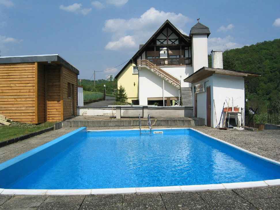 schwimmbad